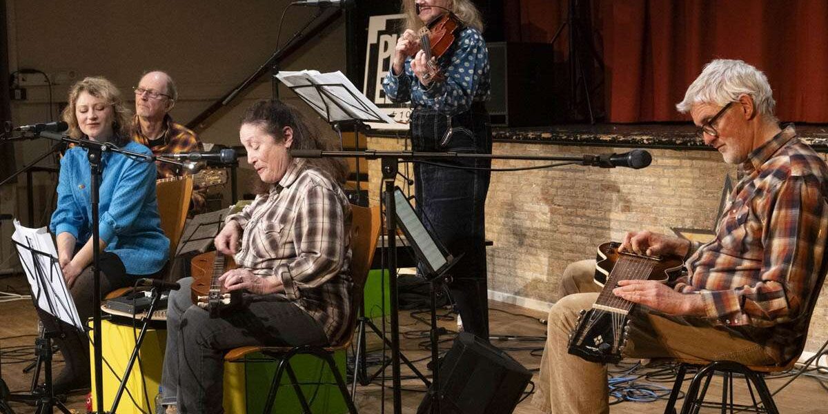 JODI G. and the WAYFARING STRANGERS